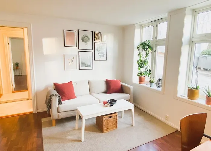Cosy Authentic Apartment, Only 60M From Bryggen!